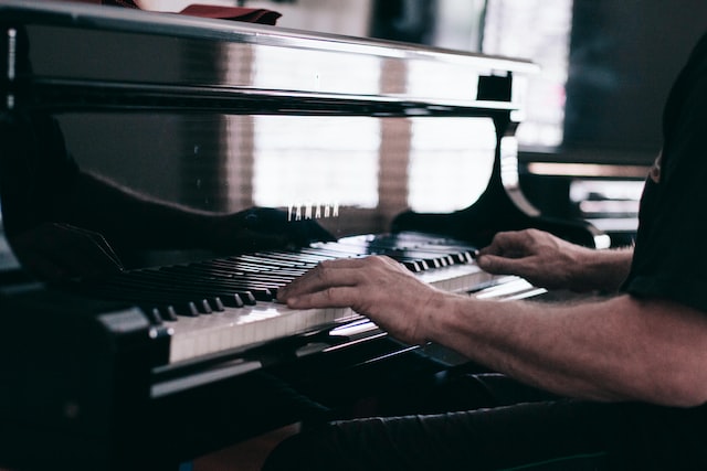 How to Improvise on Piano How to Improvise on Piano